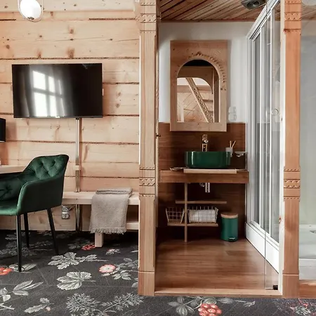 Milimani - Stuletnia, Folk & Butique, Adults Only Zakopane
