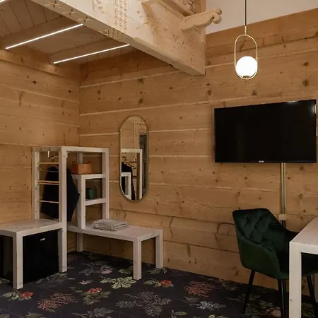 Bed & Breakfast Milimani - Stuletnia, Folk & Butique, Adults Only Zakopane