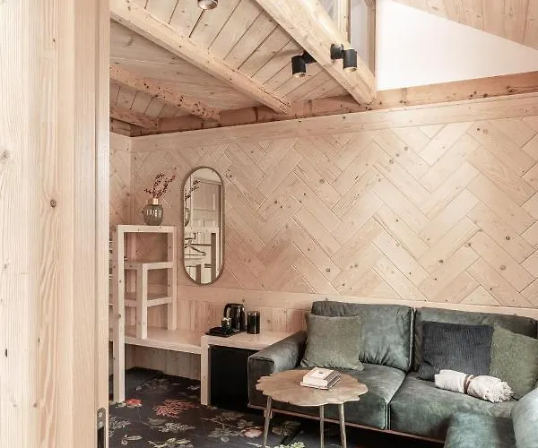 Milimani - Stuletnia, Folk & Butique, Adults Only Bed & Breakfast