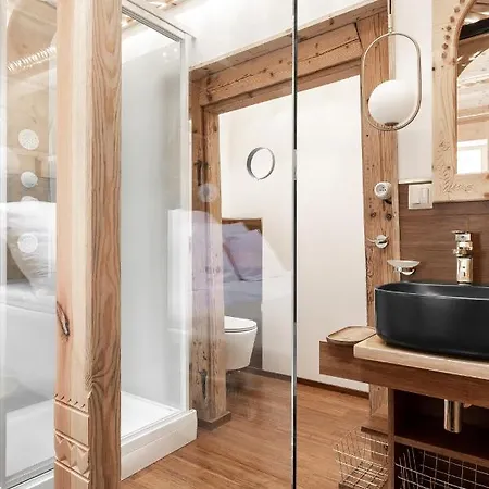 Milimani - Stuletnia, Folk & Butique, Adults Only