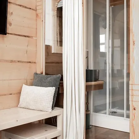 Bed and breakfast Milimani - Stuletnia, Folk & Butique, Adults Only Zakopane