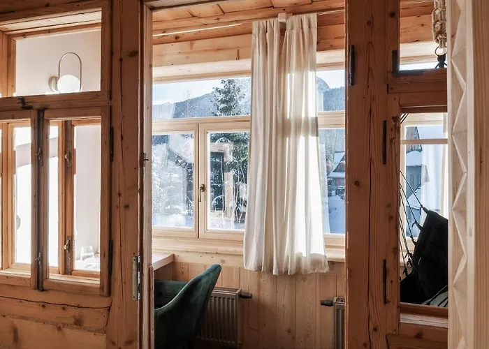 Milimani - Stuletnia, Folk & Butique, Adults Only Zakopane